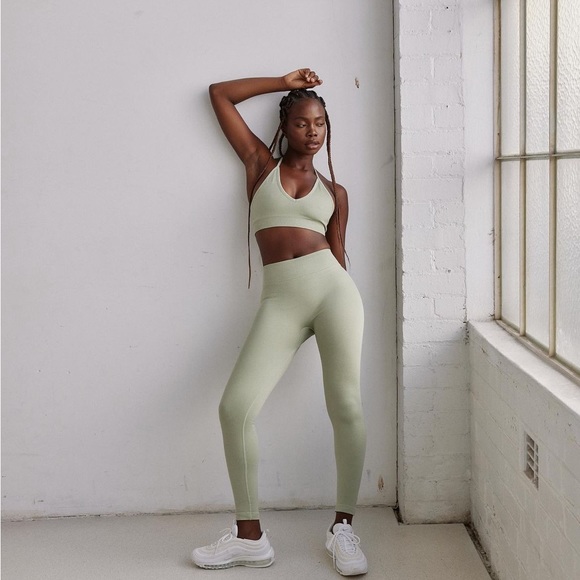 CSB seamless X Isabelle mathers Pistachio size M - Picture 2 of 5